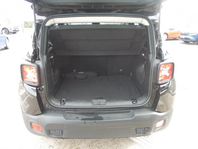Jeep Renegade image 3