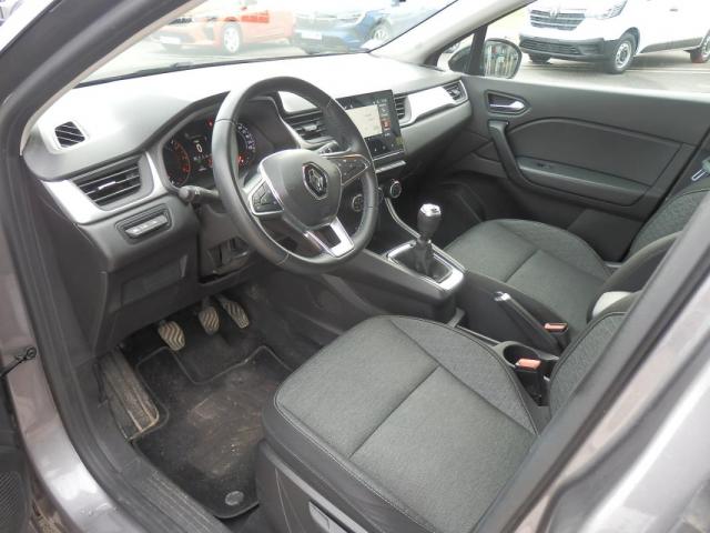 Renault Captur image 1