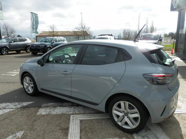 Renault Clio image 2