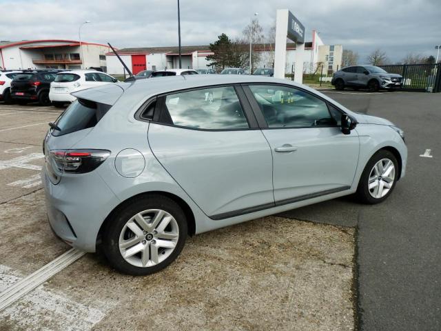 Renault Clio image 1