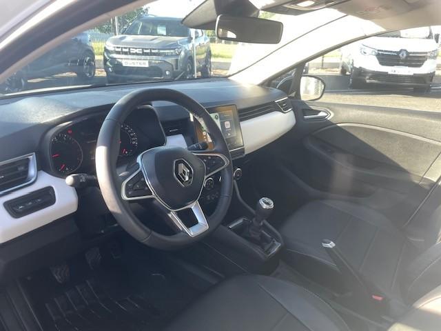 Renault Clio image 6