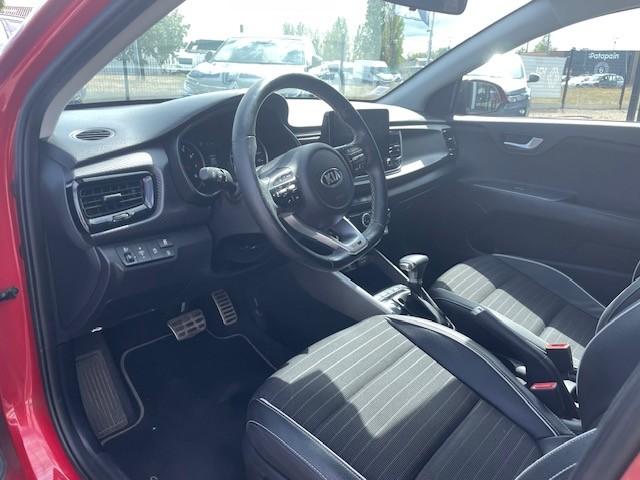 Kia Rio image 1