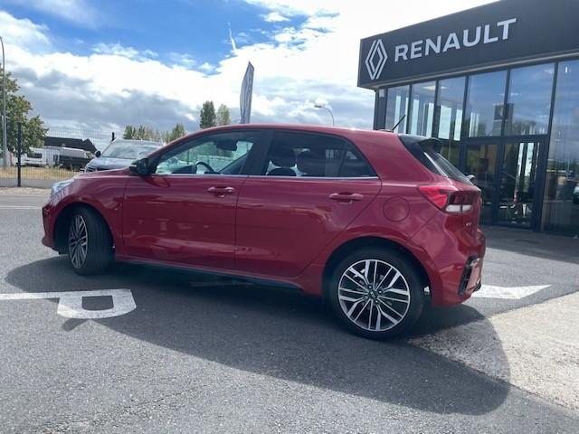 Kia Rio image 5