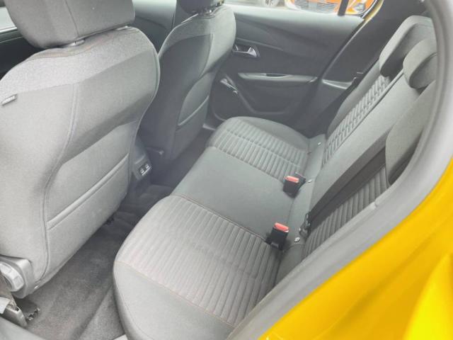 Peugeot 208 image 1