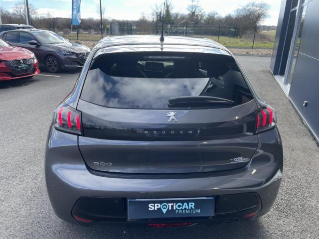 Peugeot 208 image 6