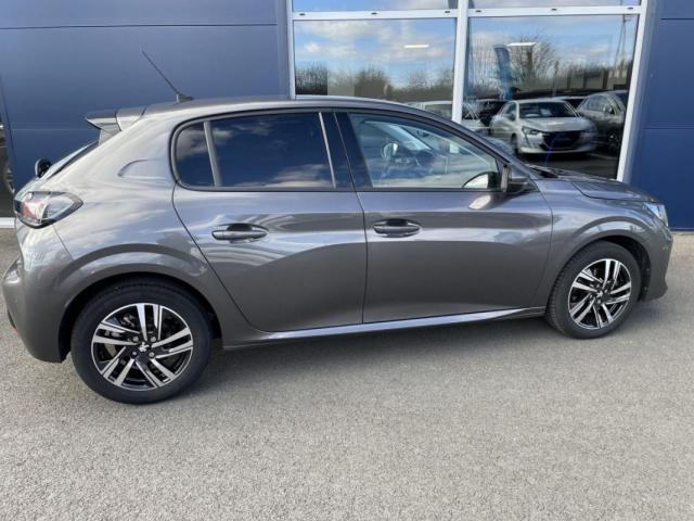 Peugeot 208 image 8