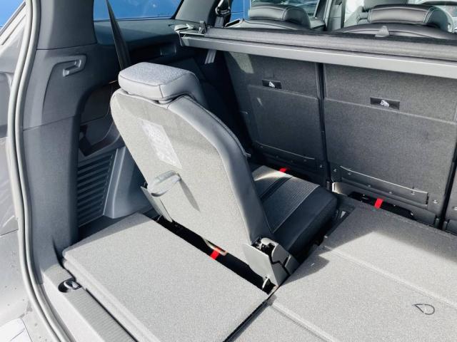Peugeot 5008 image 4