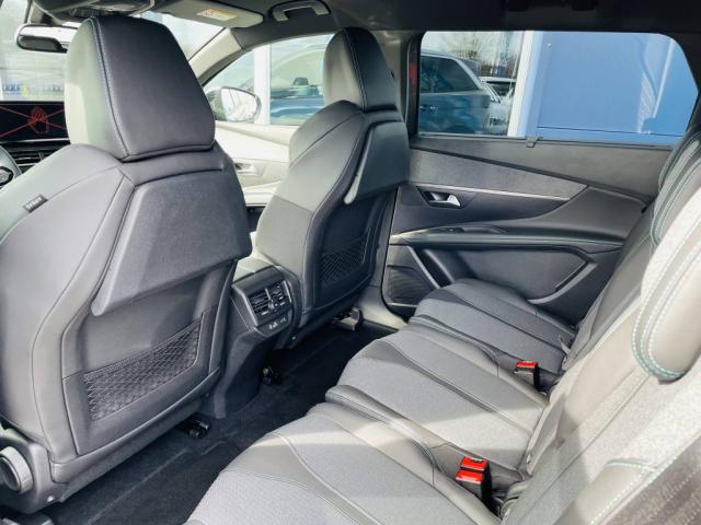 Peugeot 5008 image 3