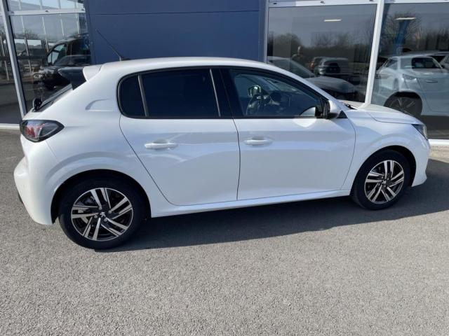 Peugeot 208 image 3