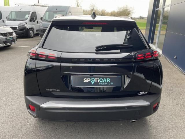 Peugeot 2008 image 2