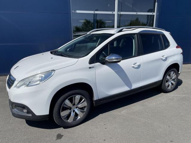 Peugeot 2008 image 2