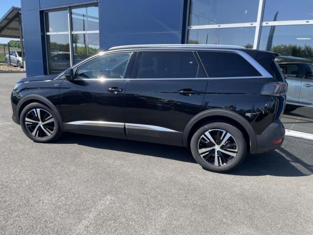 Peugeot 5008 image 1