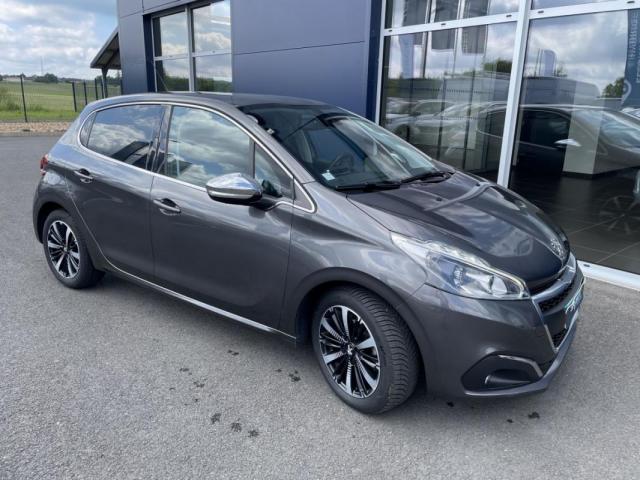 Peugeot 208 image 1