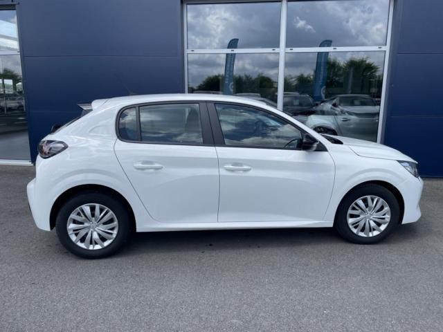 Peugeot 208 image 1