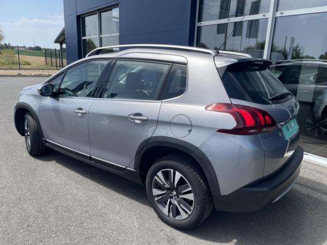 Peugeot 2008 image 2