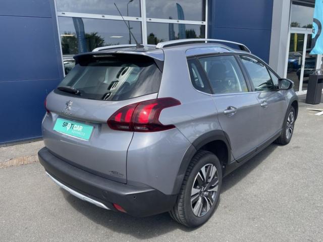 Peugeot 2008 image 8