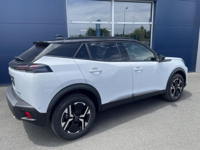 Peugeot 2008 image 1