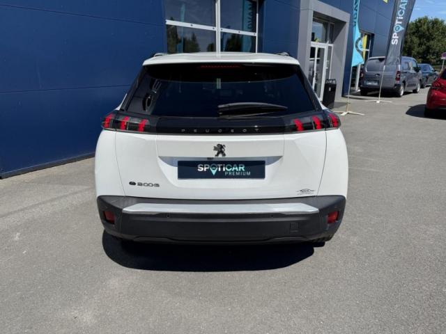 Peugeot 2008 image 9
