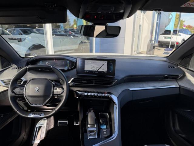 Peugeot 3008 image 2