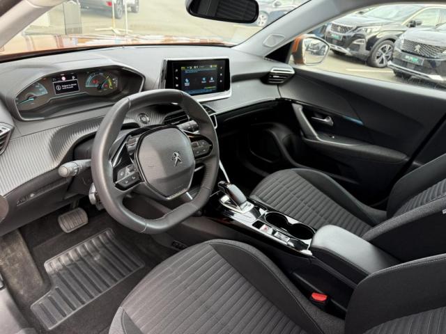 Peugeot 2008 image 1