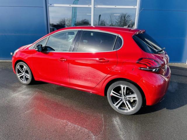 Peugeot 208 image 9