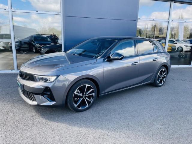 Opel Astra image 2