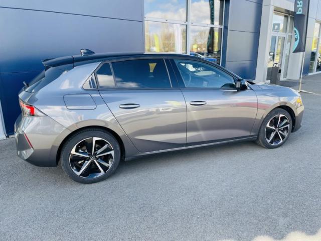 Opel Astra image 8