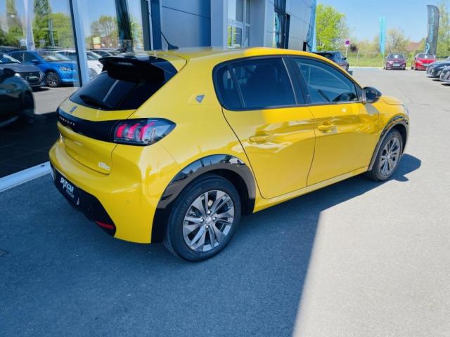 Peugeot E-208 image 6