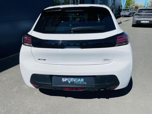 Peugeot 208 image 8