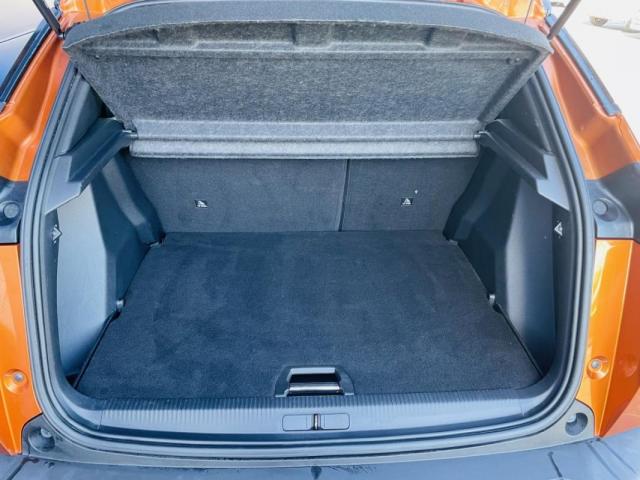 Peugeot 2008 image 5