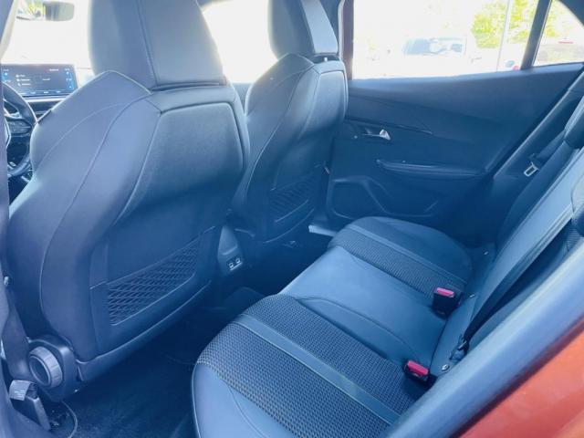 Peugeot 2008 image 2