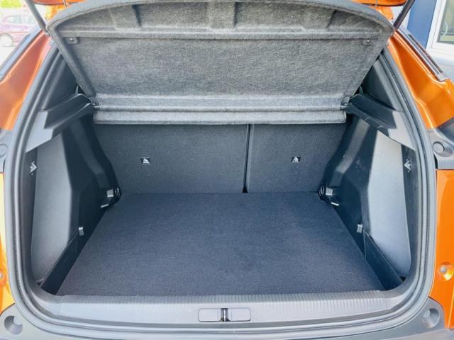 Peugeot 2008 image 5