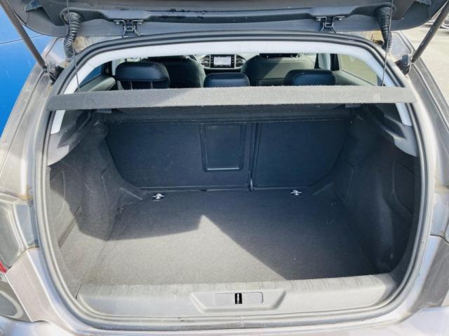 Peugeot 308 image 9