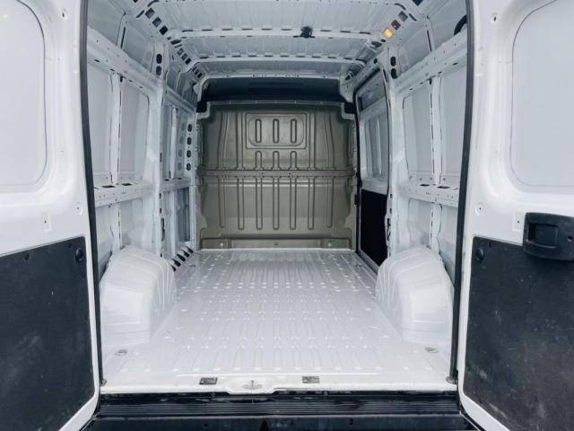 Opel Movano image 5