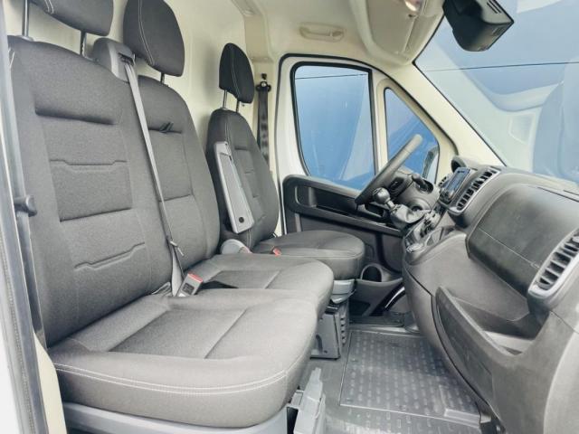 Opel Movano image 2