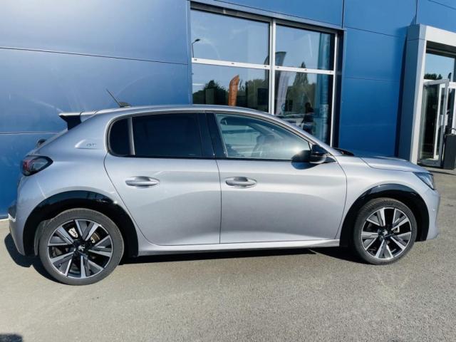 Peugeot 208 image 1
