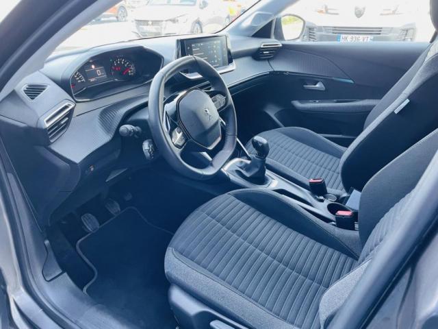 Peugeot 208 image 9