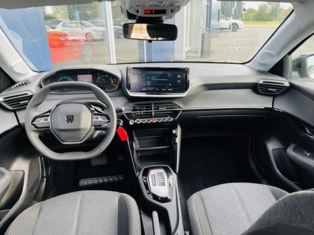 Peugeot 208 image 1