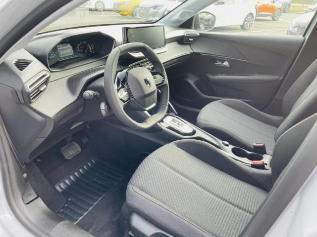 Peugeot 208 image 3