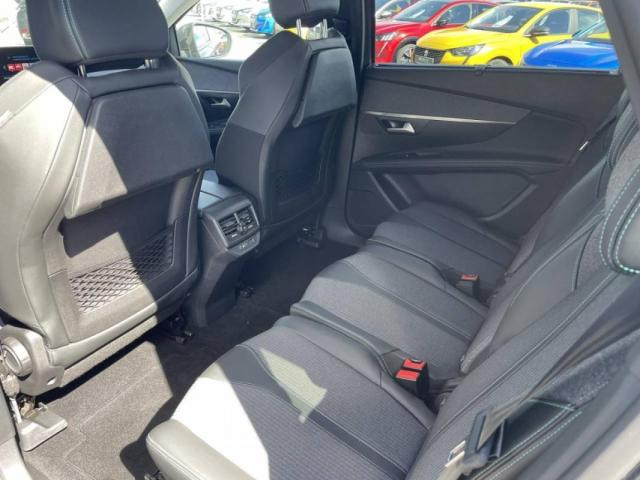 Peugeot 5008 image 3