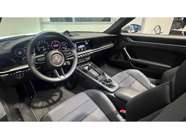 Porsche 911 image 7