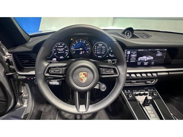 Porsche 911 image 2