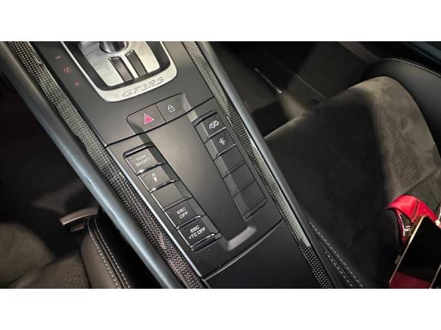 Porsche 911 image 9