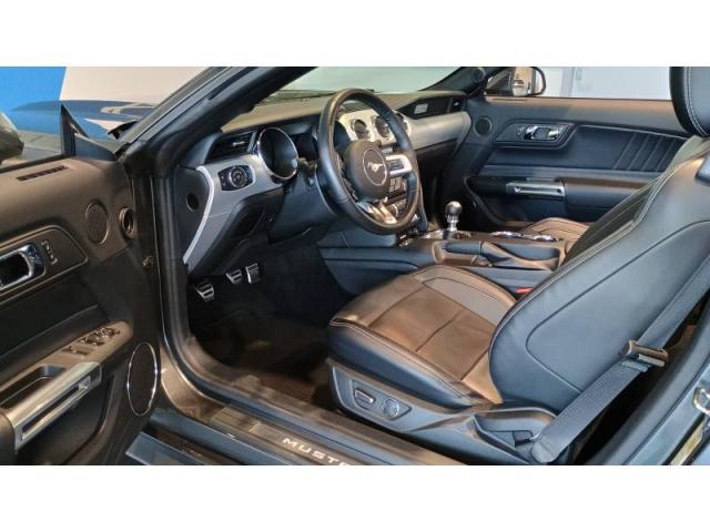Ford Mustang image 6