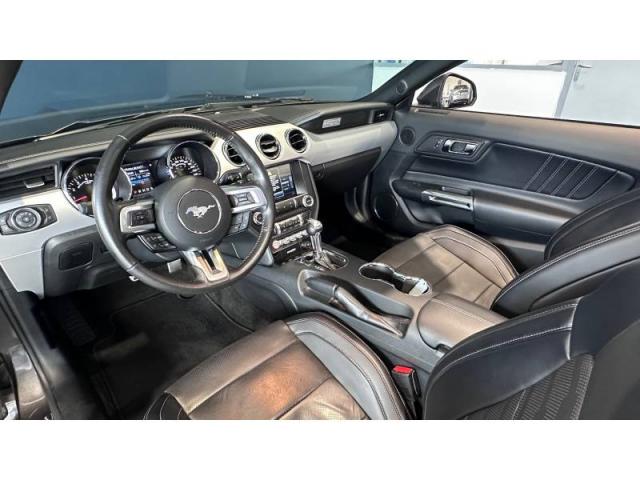 Ford Mustang image 8