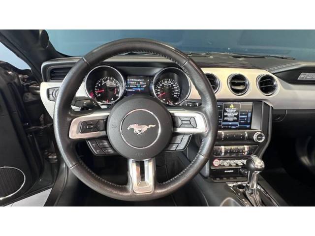 Ford Mustang image 7