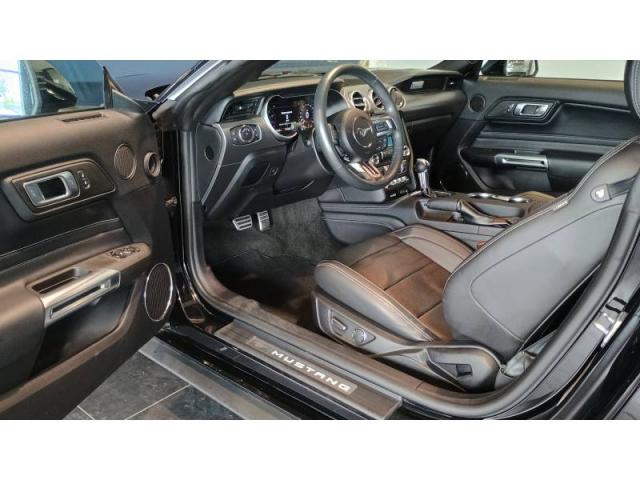 Ford Mustang image 7