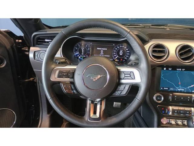 Ford Mustang image 9