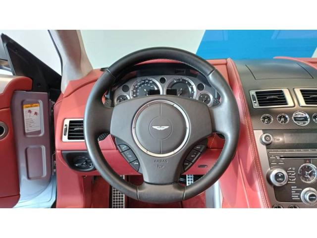 Aston Martin Db9 image 9