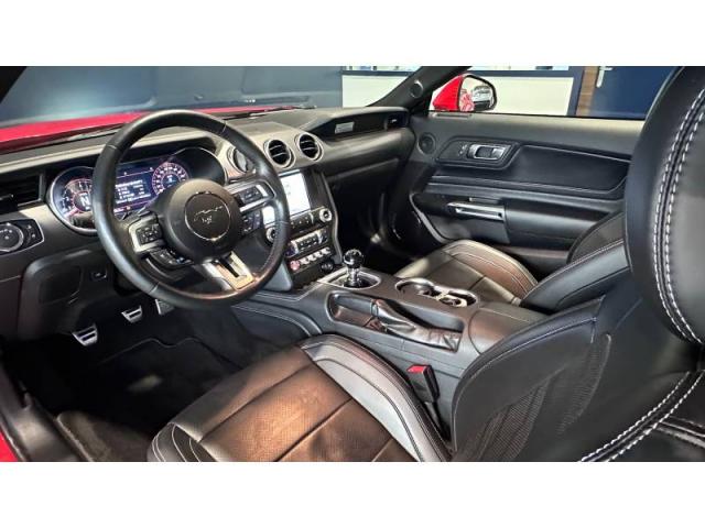 Ford Mustang image 6